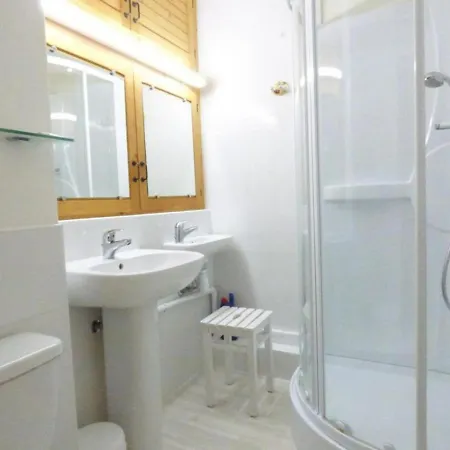 4 Pers Avec Balcon, Pied Des Pistes, Parking Gratuit, Ascenseur - Fr-1-602-1 *